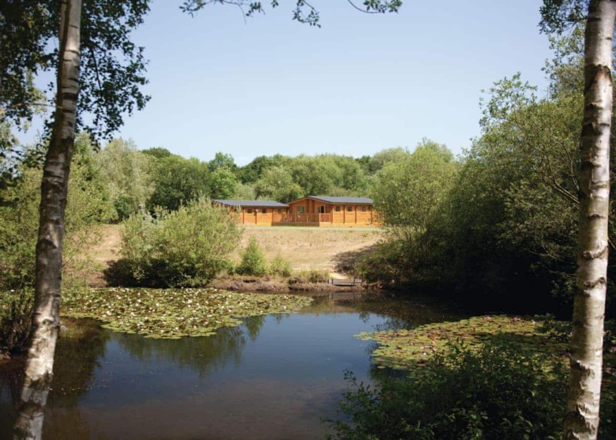 Langmere Lakes Lodges Hainford Dış mekan fotoğraf